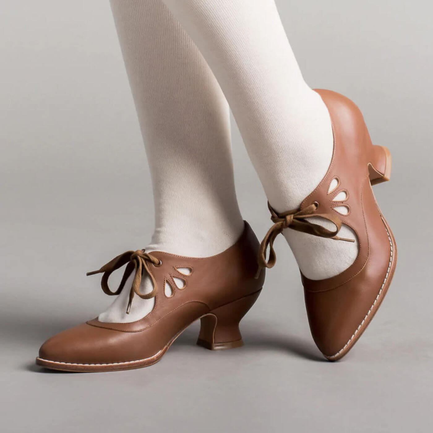 Manon™ – Chaussures Orthopédiques Vintage à Talon Bas