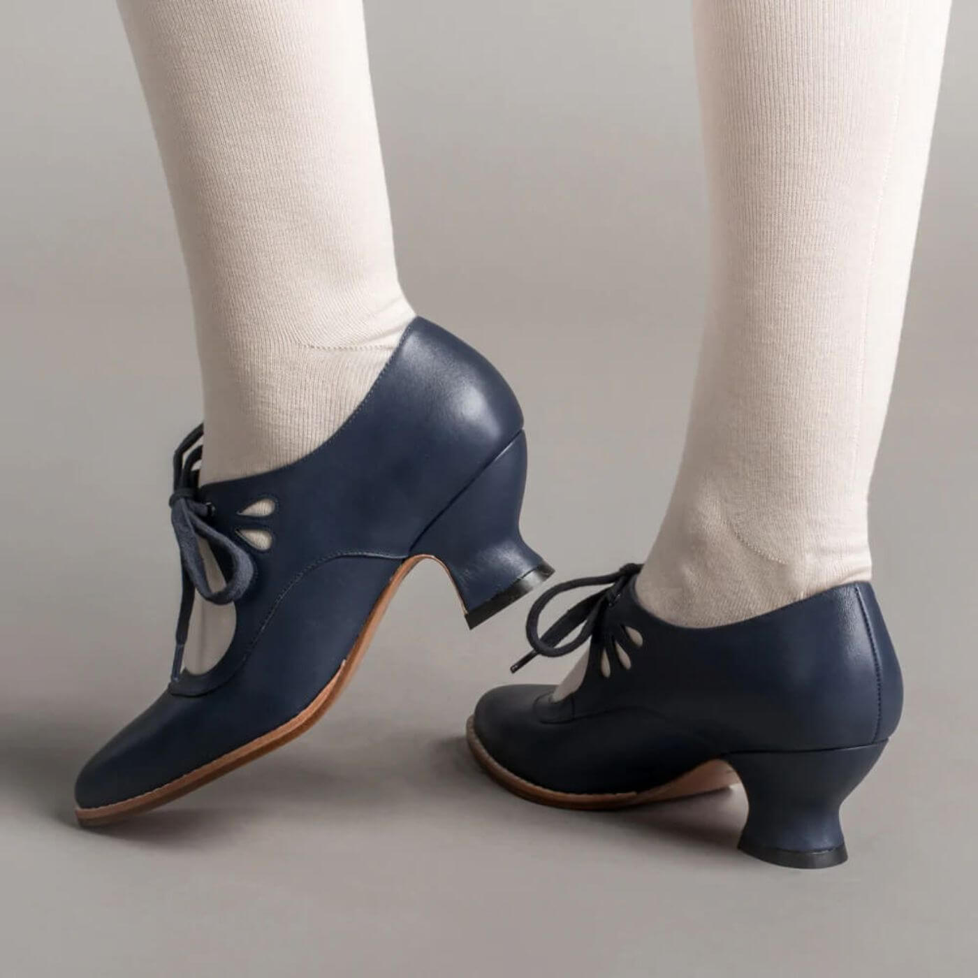 Manon™ – Chaussures Orthopédiques Vintage à Talon Bas