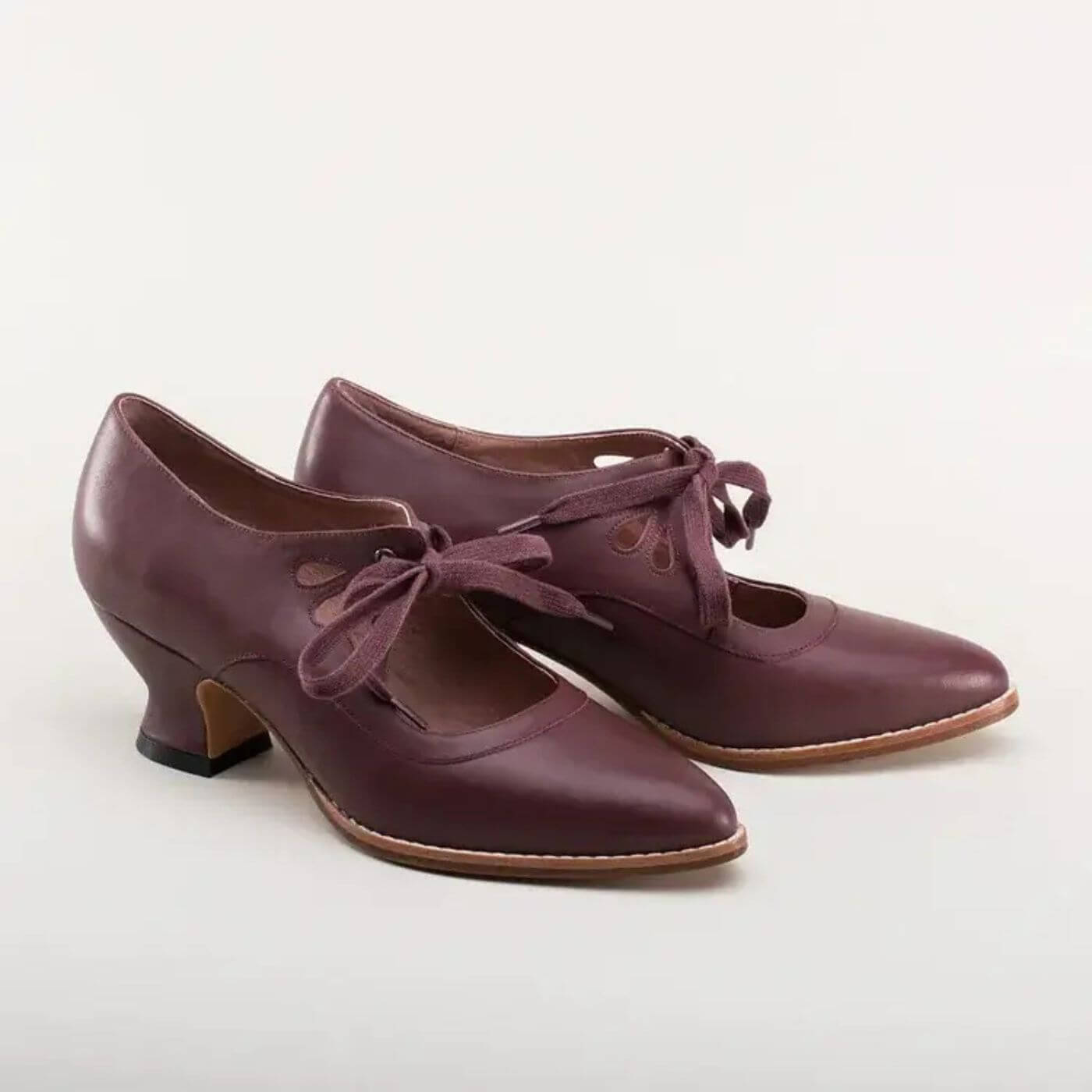Manon™ – Chaussures Orthopédiques Vintage à Talon Bas