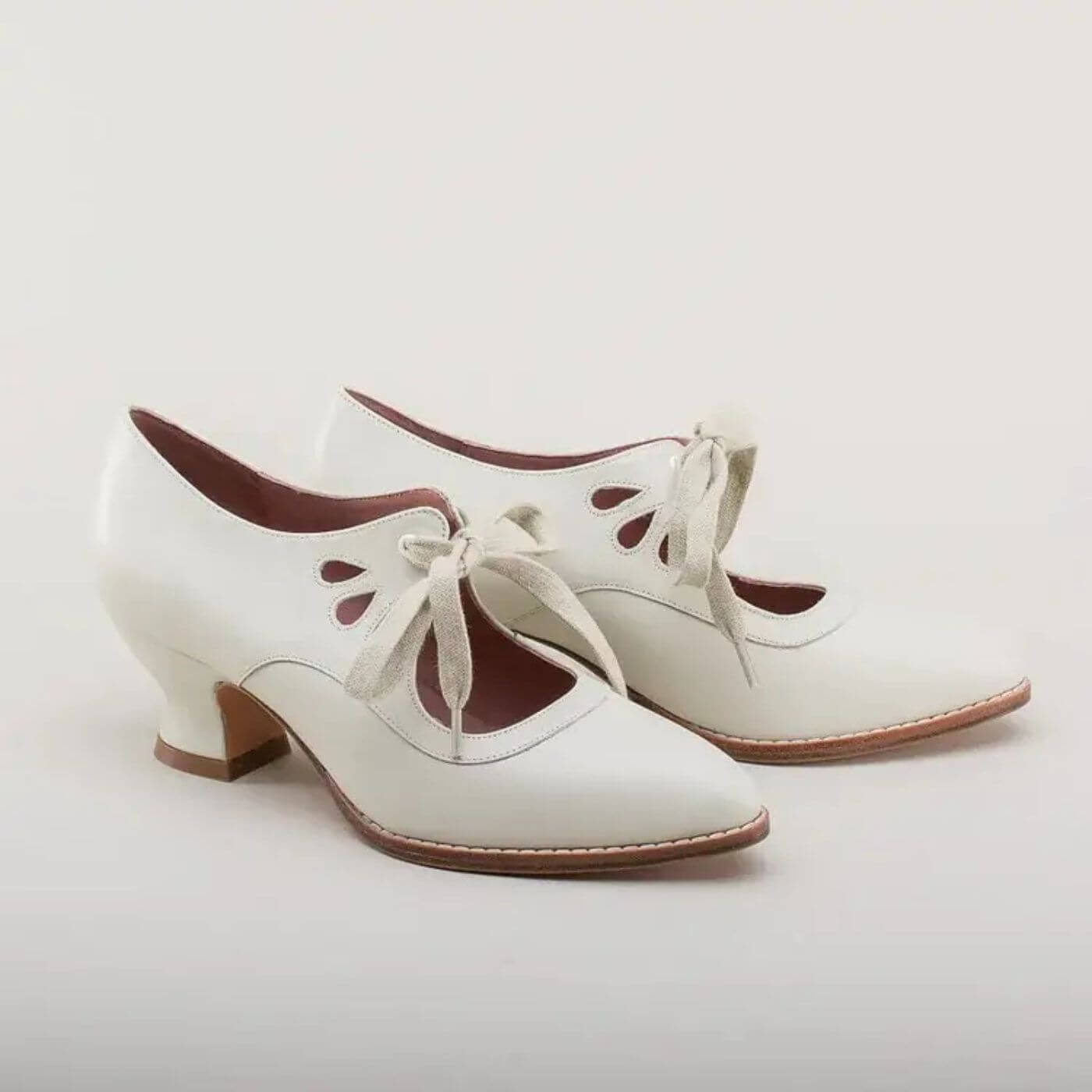 Manon™ – Chaussures Orthopédiques Vintage à Talon Bas