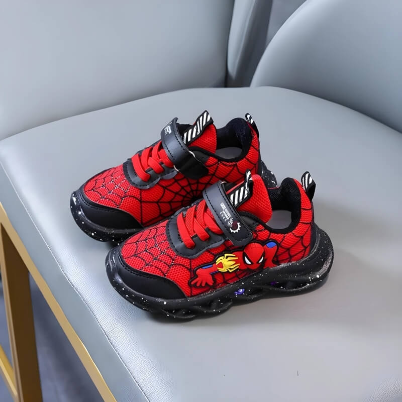 Spider Kicks™ – Chaussures LED pour Enfants aux Superpouvoirs